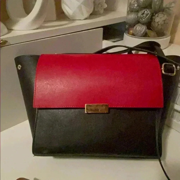 Authentic Antonella Ferrante Italian bag.can change the face with two color. - Picture 16 of 16